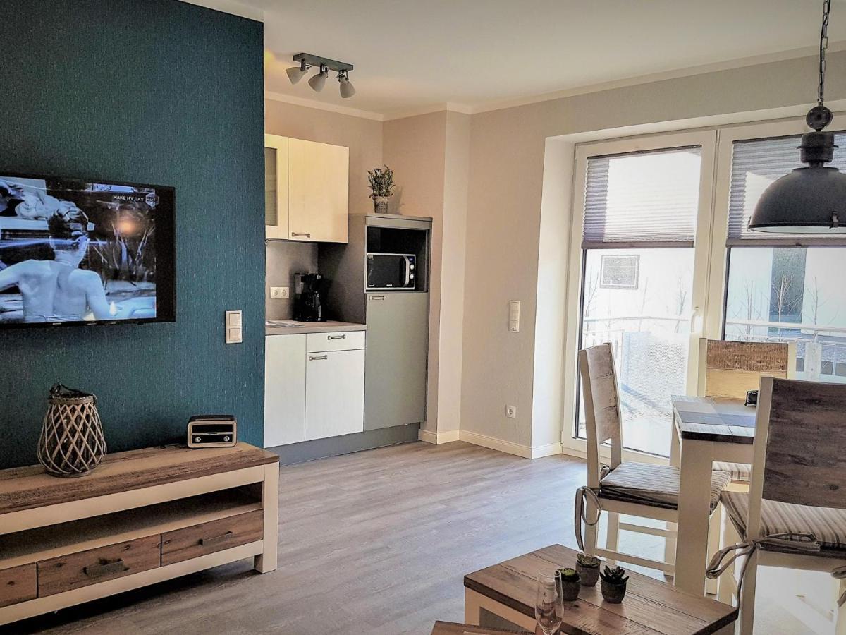 Bernstein Mare Rose Apartment 2 比苏姆 外观 照片